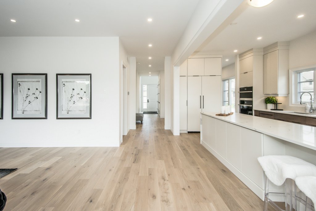 Eve Claxton Official site